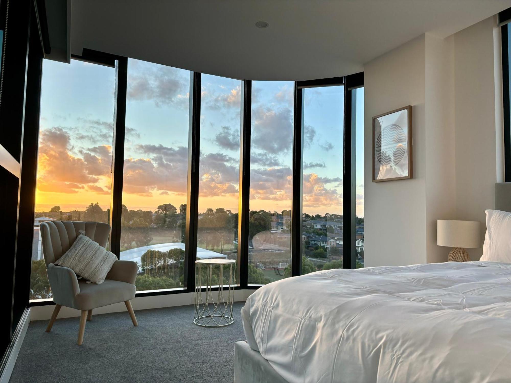 Skygarden Luxury Condo Ґлен-Вейверлі Екстер'єр фото
